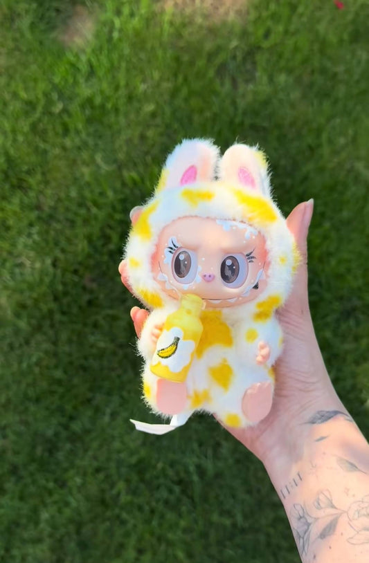 Labubu - Sunny Banana 🍌🥛
